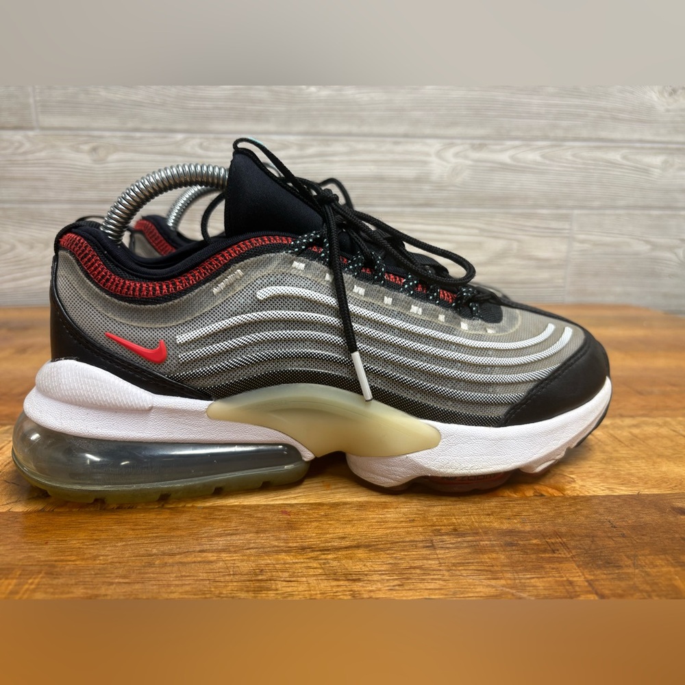 Nike Air Max Zoom 950 White Chile Red Size 6.5Y